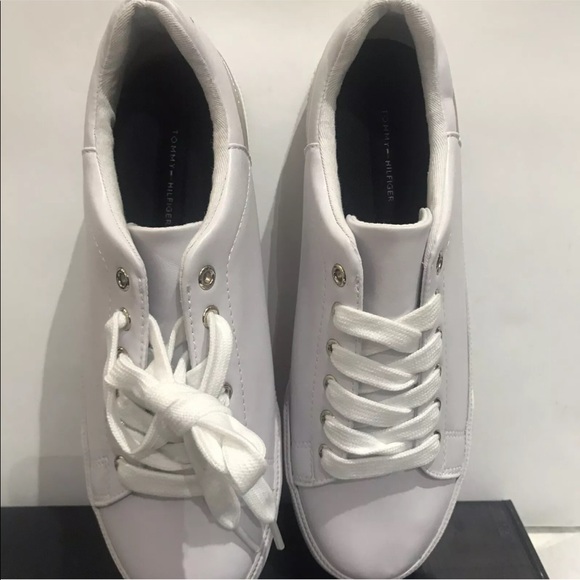 New Tommy Hilfiger ladies Running Shoes size 7.5 - Picture 7 of 8